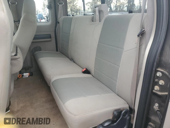 2008 Ford Super Duty F-250 SRW XL with VIN 1FTSX20R18EC43572, listed as a Copart auction lot 85246214 with 209,235 mi miles and Salvage Title. Bid and sale history available at carsss.com. Image 10.