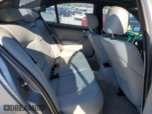 2004 BMW 3 Series 330i with VIN WBAEV53484KM07672, listed as a Copart auction lot 83560464 with 68,514 mi miles and Salvage Title. Bid and sale history available at carsss.com. Image 11.