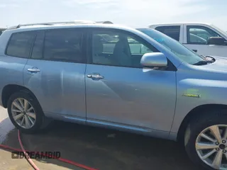 2009 Toyota Highlander Hybrid with VIN JTEEW41AX92033863, listed as a IAAI auction lot 41788531 with 215,787 mi miles. Bid and sale history available at carsss.com. Image 13.