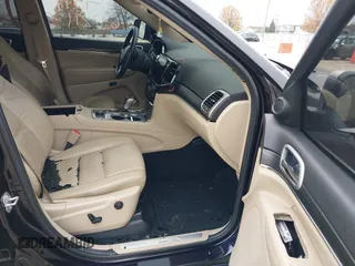 2019 Jeep Grand Cherokee Limited X with VIN 1C4RJFBG3KC637211, listed as a IAAI auction lot 40964270 with 41,611 mi miles and . Bid and sale history available at DreamBid. Image 5.