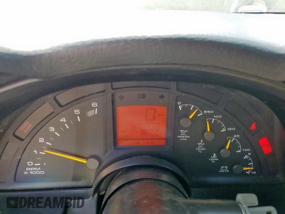 1994 Chevrolet Corvette z VIN 1G1YY32P4R5117869, wystawiony jako Copart lot #58807285 z przebiegiem 70 798 mil mil oraz Czysty tytuł • Clean title. Historia ofert i sprzedaży dostępna na DreamBid. Obrazek 9.