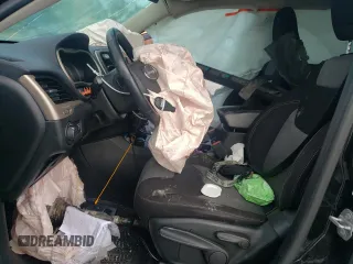 2017 Jeep Cherokee Altitude с VIN 1C4PJMAS7HW531983, выставлен на аукционе Copart как лот 55835855 с пробегом 111 511 миль миль и Списание • Salvage title. История ставок и продаж доступна на DreamBid. Изображение 7.
