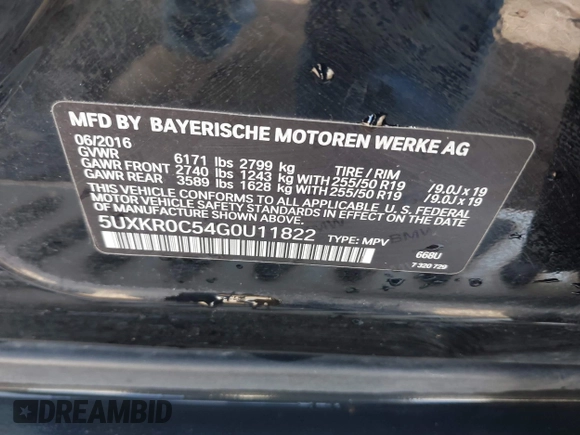 2016 BMW X5 xDrive35i with VIN 5UXKR0C54G0U11822, listed as a IAAI auction lot 41909821 with 149,460 mi miles. Bid and sale history available at carsss.com. Image 9.