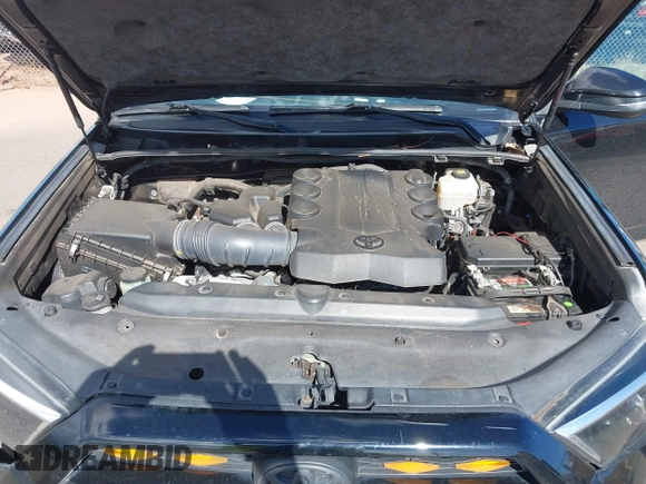 2019 Toyota 4Runner SR5 с VIN JTEBU5JR7K5664255, выставлен на аукционе IAAI как лот 41842222 с пробегом 77 178 миль миль и . История ставок и продаж доступна на DreamBid. Изображение 10.