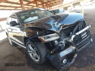 2015 Audi Q5 Premium with VIN WA1CFAFP1FA136866, listed as a IAAI auction lot 41677637 with 1 mi miles. Bid and sale history available at carsss.com. Image 1.
