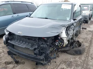 2020 Kia Soul LX with VIN KNDJ23AU9L7041630, listed as a IAAI auction lot 41528216 with 1 mi miles. Bid and sale history available at carsss.com. Image 20.