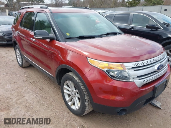 2014 Ford Explorer XLT z VIN 1FM5K8D86EGC39500, wystawiony jako IAAI lot #42096826 z przebiegiem 228 282 mil mil oraz . Historia ofert i sprzedaży dostępna na DreamBid. Obrazek 1.