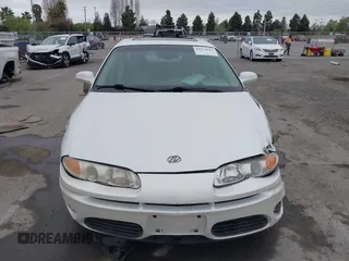 2001 Oldsmobile Aurora z VIN 1G3GS64C114109142, wystawiony jako IAAI lot #41974652 z przebiegiem 81 395 mil mil oraz . Historia ofert i sprzedaży dostępna na DreamBid. Obrazek 12.