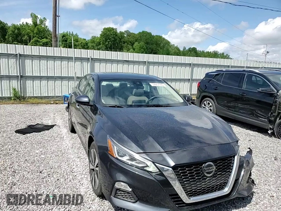 2021 Nissan Altima SV z VIN 1N4BL4DW8MN382220, wystawiony jako Copart lot #54257995 z przebiegiem 42 245 mil mil oraz Szkoda całkowita • Salvage title. Historia ofert i sprzedaży dostępna na DreamBid. Obrazek 13.