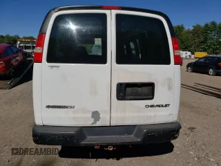 2006 Chevrolet Express Cargo Van with VIN 1GCGG25VX61197501, listed as a Copart auction lot 70395184 with 241,805 mi miles and Clean Title. Bid and sale history available at carsss.com. Image 6.