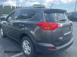 2015 Toyota RAV4 LE with VIN JTMBFREV7FD122534, listed as a Copart auction lot 66685855 with 185,081 mi miles and Clean title. Bid and sale history available at DreamBid. Image 3.