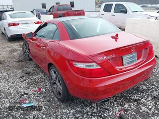 2013 Mercedes-Benz SLK-Class SLK 250 with VIN WDDPK4HAXDF064844, listed as a IAAI auction lot 41238237 with 61,180 mi miles. Bid and sale history available at carsss.com. Image 3.