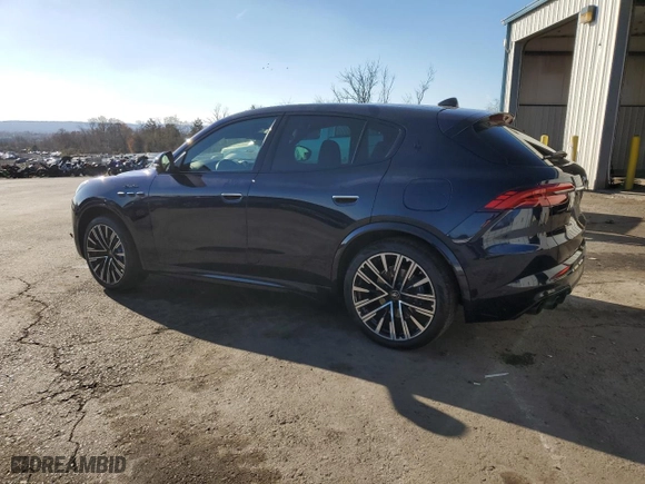 2023 Maserati Grecale Modena with VIN ZN682AVM7P7407716, listed as a Copart auction lot 80845824 with NaN miles and Salvage Title. Bid and sale history available at carsss.com. Image 2.