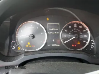 2023 Lexus IS 300 z VIN JTHD81F22P5050368, wystawiony jako Copart lot #62794945 z przebiegiem 22 834 mil mil oraz Czysty tytuł • Clean title. Historia ofert i sprzedaży dostępna na DreamBid. Obrazek 9.