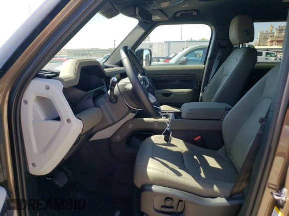 2024 Land Rover Defender S with VIN SALEJ7EX7R2287641, listed as a Copart auction lot 52123665 with 2,358 mi miles and Salvage title. Bid and sale history available at DreamBid. Image 7.