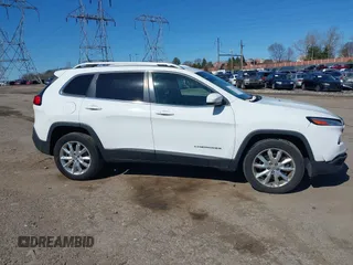 2015 Jeep Cherokee Limited with VIN 1C4PJMDB2FW545430, listed as a IAAI auction lot 41822780 with 135,639 mi miles. Bid and sale history available at carsss.com. Image 14.