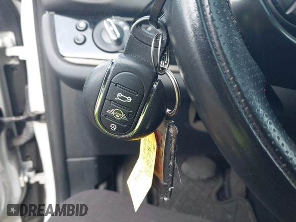 2020 MINI Countryman Cooper S with VIN WMZYX1C00L3L55740, listed as a IAAI auction lot 42106897 with 92,609 mi miles and . Bid and sale history available at DreamBid. Image 11.