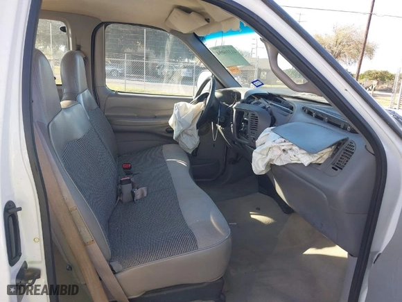 1997 Ford F-150 Standard with VIN 1FTDX172XVKC21207, listed as a IAAI auction lot 41316094 with 175,744 mi miles. Bid and sale history available at carsss.com. Image 5.