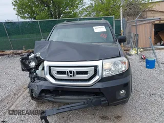 2011 Honda Pilot EX-L with VIN 5FNYF4H59BB039862, listed as a IAAI auction lot 42048218 with 174,102 mi miles and . Bid and sale history available at carsss.com. Image 12.
