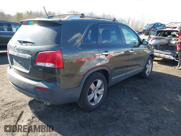 2012 Kia Sorento EX with VIN 5XYKU3A61CG269558, listed as a IAAI auction lot 41651792 with 171,754 mi miles. Bid and sale history available at carsss.com. Image 4.