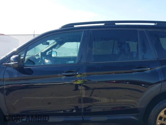 2022 Honda Passport TrailSport z VIN 5FNYF8H63NB015562, wystawiony jako IAAI lot #41914797 z przebiegiem 58 084 mil mil oraz . Historia ofert i sprzedaży dostępna na DreamBid. Obrazek 15.