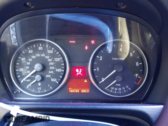 2007 BMW 3 Series 328xi with VIN WBAVC93587K031632, listed as a IAAI auction lot 41711350 with 184,703 mi miles. Bid and sale history available at carsss.com. Image 7.