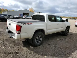 2017 Toyota Tacoma SR5 with VIN 5TFCZ5AN0HX049504, listed as a Copart auction lot 76033064 with 148,330 mi miles and Salvage Title. Bid and sale history available at carsss.com. Image 3.