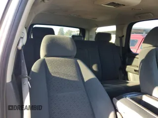 2007 GMC Yukon SLE w/3SA with VIN 1GKFC13C97J311870, listed as a Copart auction lot 44652555 with 142,104 mi miles and Salvage Title. Bid and sale history available at carsss.com. Image 10.