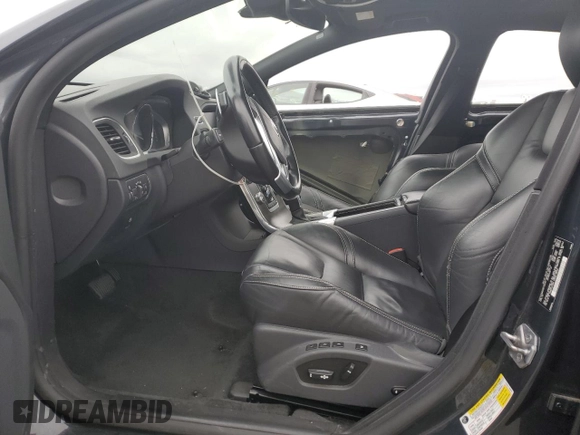 2015 Volvo S60 T5 Drive-E Premier with VIN YV126MFK6F1352357, listed as a Copart auction lot 70982193 with 31,445 mi miles. Bid and sale history available at carsss.com. Image 7.