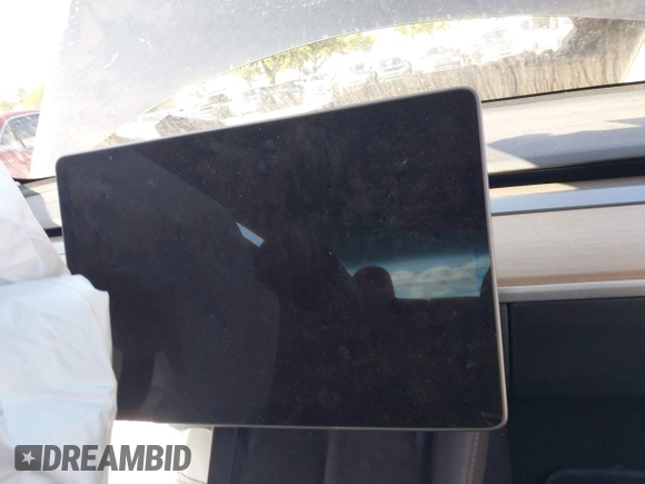 2023 Tesla Model 3 с VIN 5YJ3E1EA8PF620239, выставлен на аукционе IAAI как лот 41903785 с пробегом Не указан миль и . История ставок и продаж доступна на DreamBid. Изображение 7.