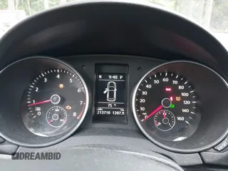 2011 Volkswagen Jetta SE с VIN 3VWPZ7AJ4BM717986, выставлен на аукционе IAAI как лот 42451199 с пробегом 213 710 миль миль и . История ставок и продаж доступна на DreamBid. Изображение 7.