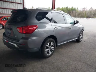 2020 Nissan Pathfinder SV with VIN 5N1DR2BM1LC589304, listed as a IAAI auction lot 42063818 with 96,135 mi miles. Bid and sale history available at carsss.com. Image 4.