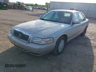 2008 Mercury Grand Marquis LS with VIN 2MEFM75V28X624437, listed as a IAAI auction lot 42101089 with Not Provided miles and . Bid and sale history available at DreamBid. Image 2.