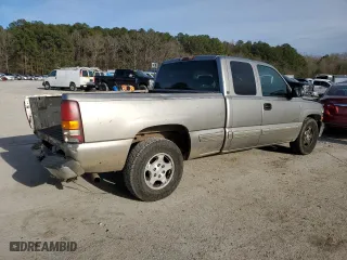 2000 Chevrolet Silverado 1500 LS with VIN 2GCEC19T3Y1249022, listed as a Copart auction lot 46484515 with 0 mi miles and Salvage Title. Bid and sale history available at carsss.com. Image 3.