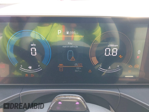 2025 Hyundai Santa Fe SEL z VIN 5NMP24GL6SH104866, wystawiony jako IAAI lot #42186408 z przebiegiem 361 mil mil oraz . Historia ofert i sprzedaży dostępna na DreamBid. Obrazek 7.
