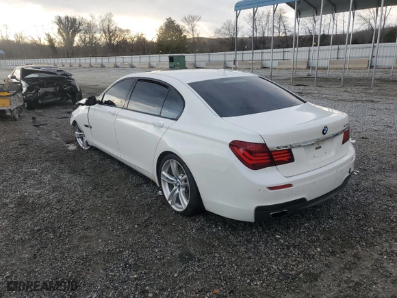 2013 BMW 7 Series 740Li with VIN WBAYE4C52DDW22629, listed as a Copart auction lot 44608645 with 163,135 mi miles and Salvage Title. Bid and sale history available at carsss.com. Image 2.