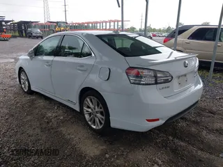 2010 Lexus HS 250h with VIN JTHBB1BA8A2014134, listed as a IAAI auction lot 40067857 with 121,313 mi miles and . Bid and sale history available at DreamBid. Image 3.