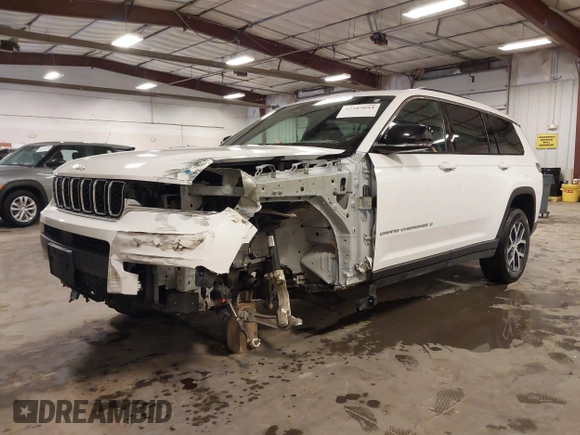 2024 Jeep Grand Cherokee Limited with VIN 1C4RJKBG1R8563129, listed as a IAAI auction lot 42289044 with 29,655 mi miles and . Bid and sale history available at DreamBid. Image 20.