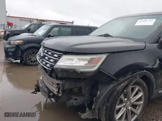 2016 Ford Explorer Limited with VIN 1FM5K7F85GGA10297, listed as a IAAI auction lot 41901745 with 120,079 mi miles. Bid and sale history available at carsss.com. Image 18.