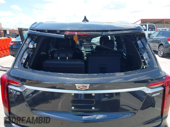 2020 Cadillac XT6 FWD Premium Luxury with VIN 1GYKPCRS0LZ220243, listed as a IAAI auction lot 42567404 with 45,643 mi miles and . Bid and sale history available at DreamBid. Image 6.