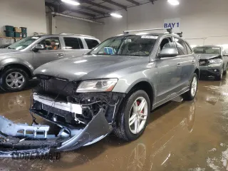 2014 Audi Q5 Premium Plus with VIN WA1DGAFP7EA078939, listed as a Copart auction lot 48198775 with 101,450 mi miles and Salvage Title. Bid and sale history available at carsss.com. Image 1.