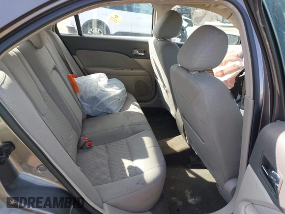 2011 Ford Fusion SE with VIN 3FAHP0HA7BR319917, listed as a IAAI auction lot 41845471 with 115,071 mi miles. Bid and sale history available at carsss.com. Image 8.