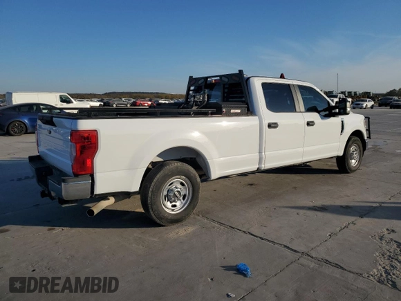 2022 Ford F-250 XL with VIN 1FT7W2A60NEE17110, listed as a Copart auction lot 83470904 with 28,106 mi miles and Salvage title. Bid and sale history available at DreamBid. Image 3.