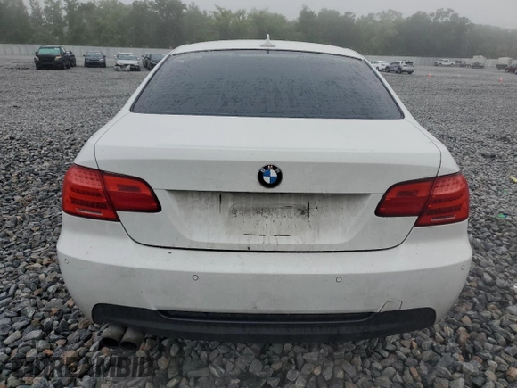 2013 BMW 3 Series 328i with VIN WBAKE3C51DE771219, listed as a Copart auction lot 50423125 with 205,379 mi miles and Salvage Title. Bid and sale history available at DreamBid. Image 6.