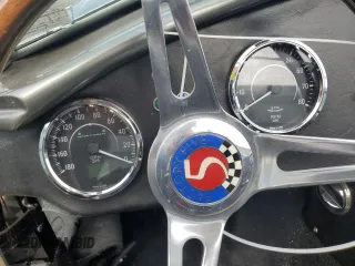 1965 Ford Mustang z VIN F5R1008913RD, wystawiony jako Copart lot #65744805 z przebiegiem Nie podano mil oraz Szkoda całkowita • Salvage title. Historia ofert i sprzedaży dostępna na DreamBid. Obrazek 9.