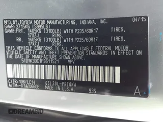 2015 Toyota Sienna XLE with VIN 5TDYK3DC1FS611521, listed as a IAAI auction lot 42136356 with 102,734 mi miles. Bid and sale history available at carsss.com. Image 9.