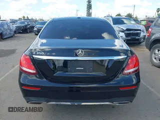2020 Mercedes-Benz E-Class E 350 with VIN W1KZF8DB5LA810132, listed as a IAAI auction lot 41938087 with 66,645 mi miles. Bid and sale history available at carsss.com. Image 15.