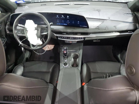 2024 Cadillac XT4 FWD Premium Luxury with VIN 1GYFZCR48RF141684, listed as a Copart auction lot 47552185 with 26,958 mi miles and Clean title. Bid and sale history available at DreamBid. Image 8.