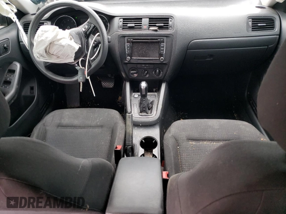 2015 Volkswagen Jetta S с VIN 3VW2K7AJ4FM277272, выставлен на аукционе Copart как лот 47960395 с пробегом 95 768 миль миль и Списание • Salvage title. История ставок и продаж доступна на DreamBid. Изображение 8.