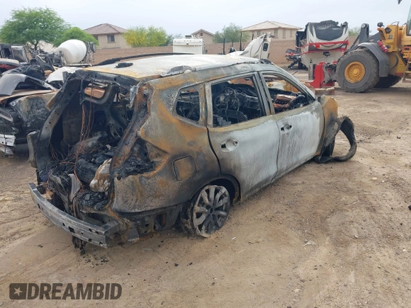 2020 Nissan Rogue SV z VIN JN8AT2MV6LW139763, wystawiony jako IAAI lot #42044703 z przebiegiem Nie podano mil oraz . Historia ofert i sprzedaży dostępna na DreamBid. Obrazek 4.